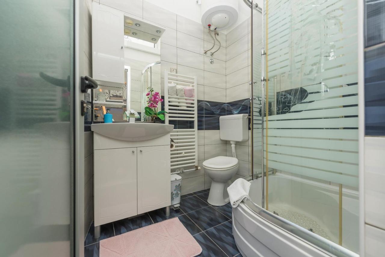 Premium Center Apartments Baška Voda Extérieur photo