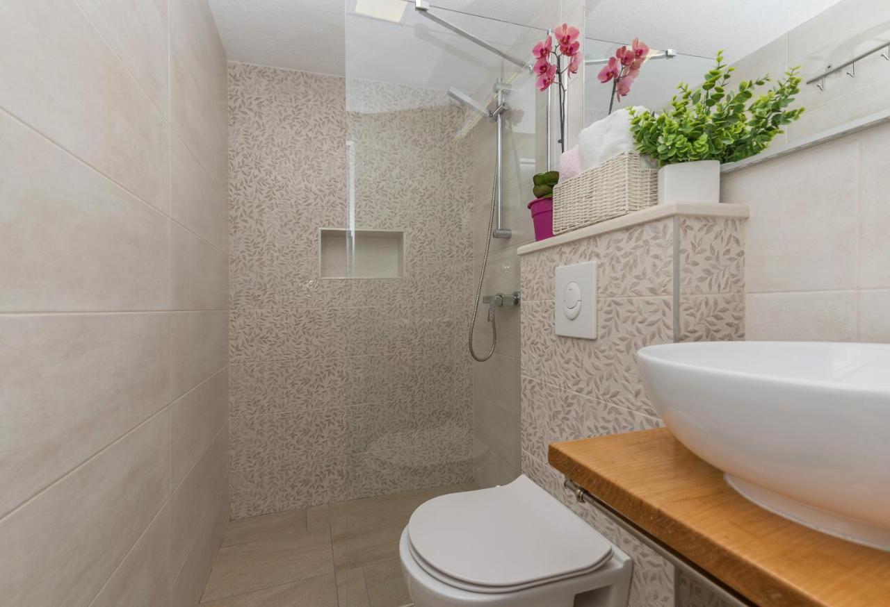 Premium Center Apartments Baška Voda Extérieur photo
